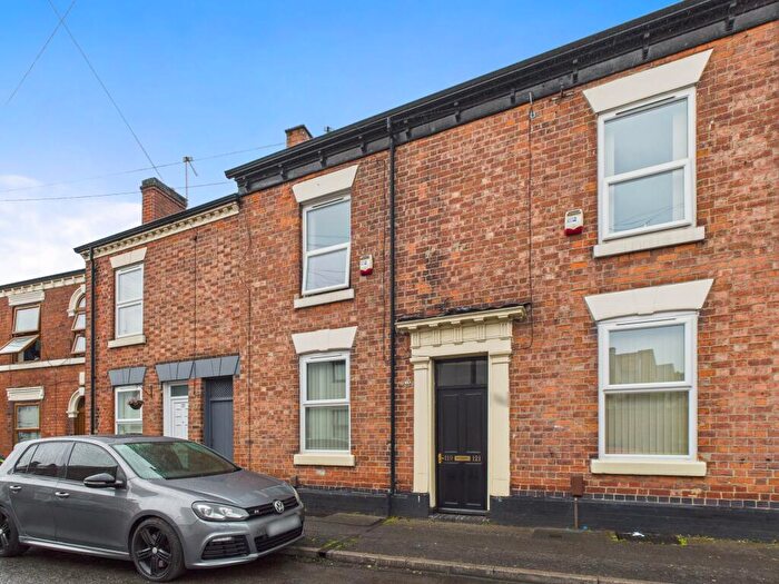4 Bedroom Terraced House For Sale In Grange Street, Normanton, DE23
