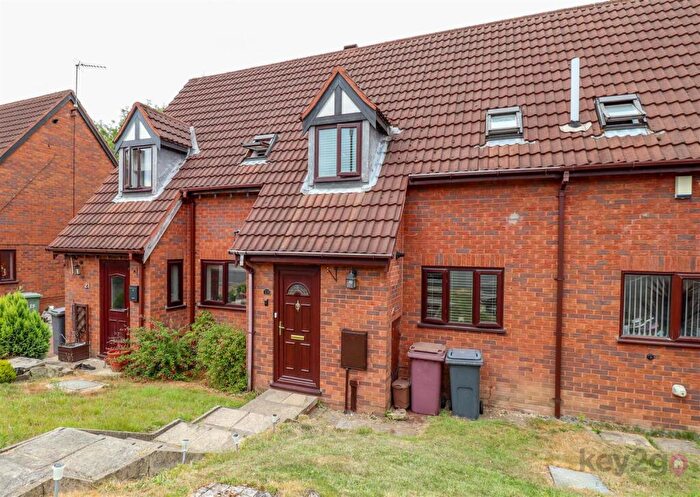 2 Bedroom Terraced House For Sale In Orchard Close, Barlborough, Chesterfield, S43