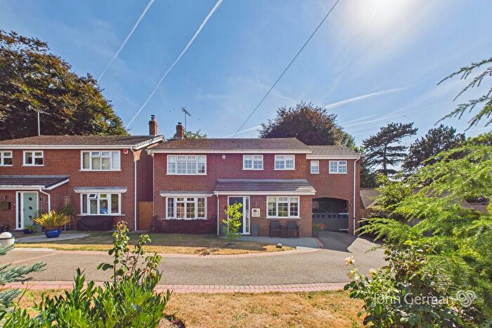 5 Bedroom Detached House For Sale In Newton Road, Burton-on-Trent, DE15