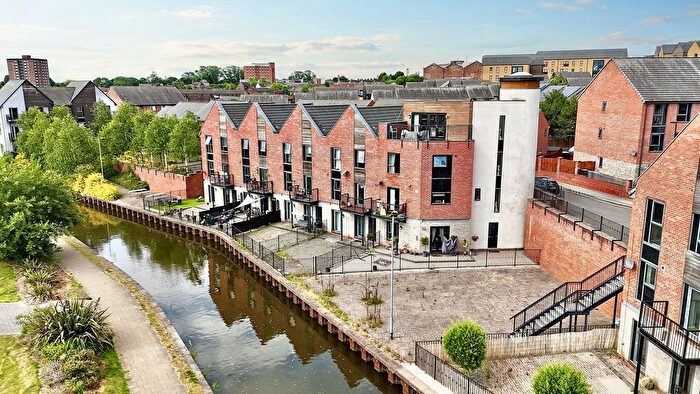 4 Bedroom Terraced House For Sale In Rosedawn Close West, Stoke-On-Trent, ST1