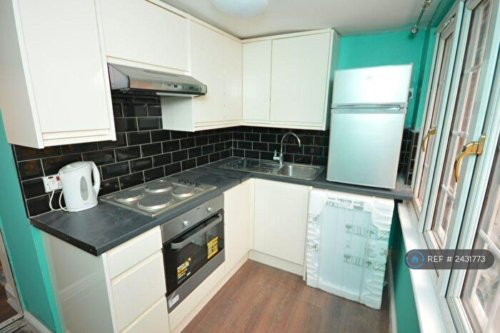 Studio To Rent In Portmeadow Walk, London, SE2