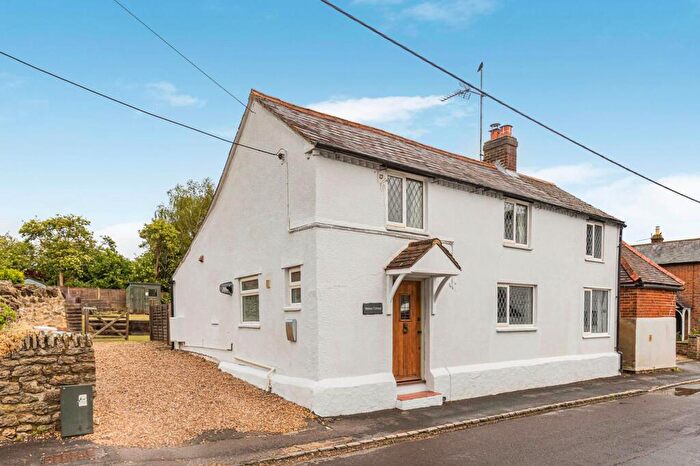 3 Bedroom Cottage For Sale In Jennings Lane, Harwell, OX11