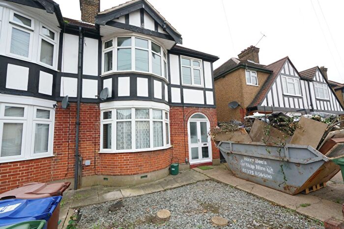 3 Bedroom Semi-Detached House To Rent In Heathview Road, Grays, RM16