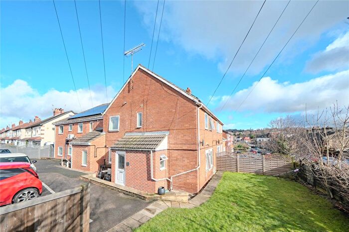 2 Bedroom Flat For Sale In Flat, -, Station Road, Horsforth, Leeds, West Yorkshire, LS18