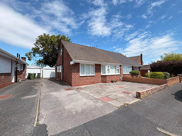3 Bedroom Semi-Detached Bungalow For Sale In Towers Avenue, Maghull, L31