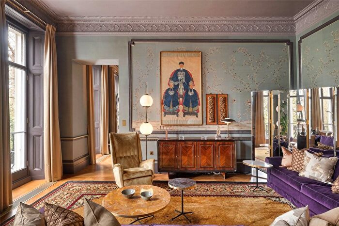 2 Bedroom Flat For Sale In Eaton Square, London, SW1W