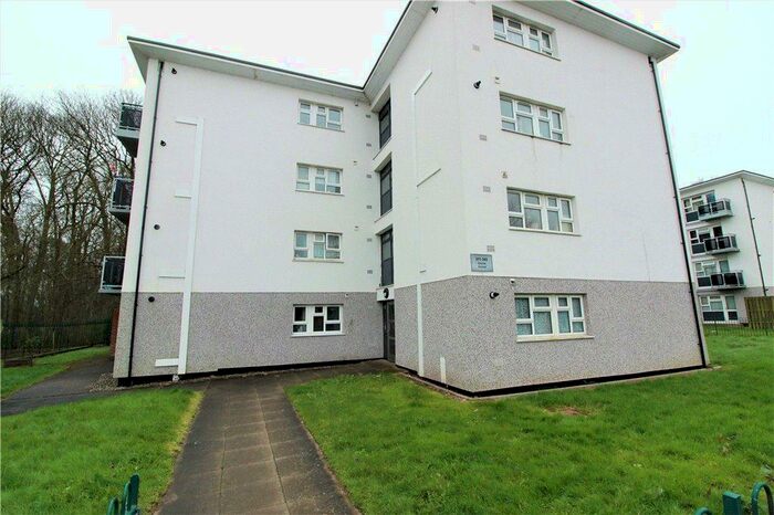 3 Bedroom Apartment To Rent In Charter Avenue, Coventry, West Midlands, CV4
