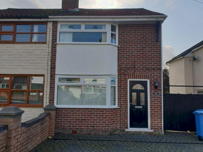 3 Bedroom Semi-Detached House To Rent In Esonwood Road, Liverpool L35
