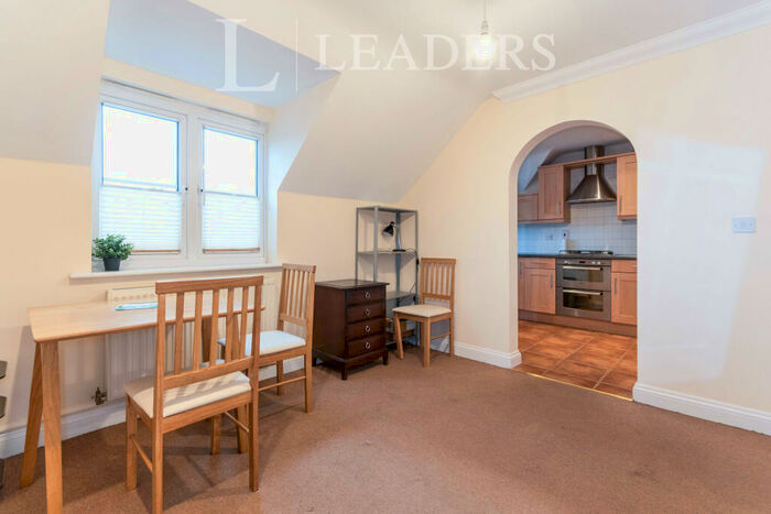 2 Bedroom Apartment To Rent In Games Yard, Stevenage, SG1