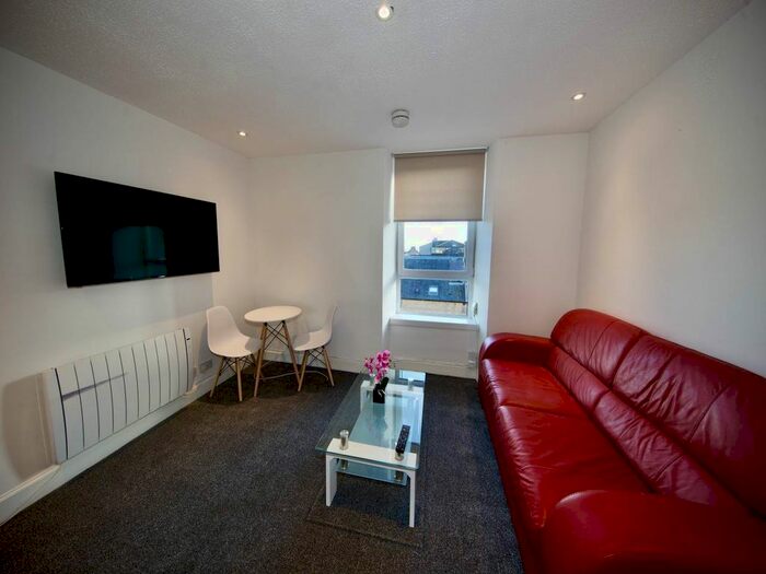 1 Bedroom Flat To Rent In Mains Road, Dundee, DD3