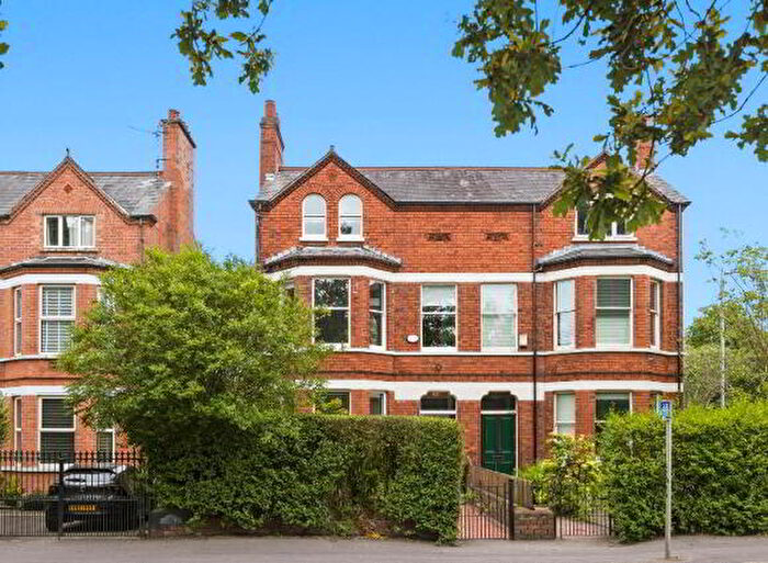 4 Bedroom Semi-Detached House For Sale In Ravenhill Road, Belfast, BT6