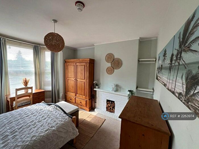 6 Bedroom Semi-Detached House To Rent In Bass Street, Derby, DE22