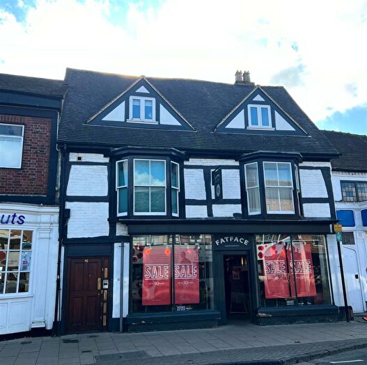 2 Bedroom Duplex For Sale In Wood Street, Stratford-Upon-Avon, CV37