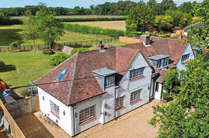 4 Bedroom Semi-Detached House For Sale In Hog Lane, Ashley Green, Chesham, Buckinghamshire, HP5
