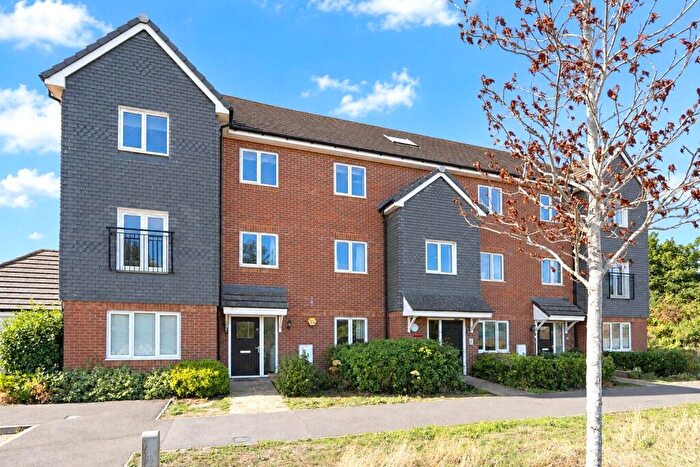2 Bedroom Apartment For Sale In Oregano Court, Didcot, Oxfordshire, OX11