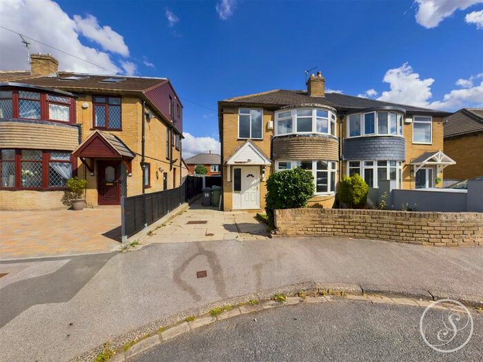 3 Bedroom Semi-Detached House To Rent In Lulworth Crescent, Leeds, LS15