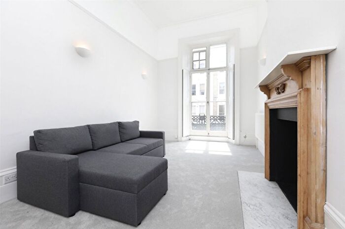1 Bedroom Flat To Rent In Thurloe Street, South Kensington, London, SW7