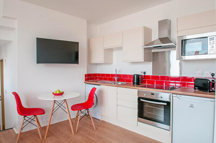 1 Bedroom Flat To Rent In Heathfield Avenue, Crewe, CW1