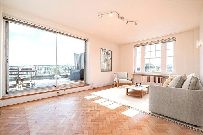 3 Bedroom Flat To Rent In Kensington Park Road, London, W11