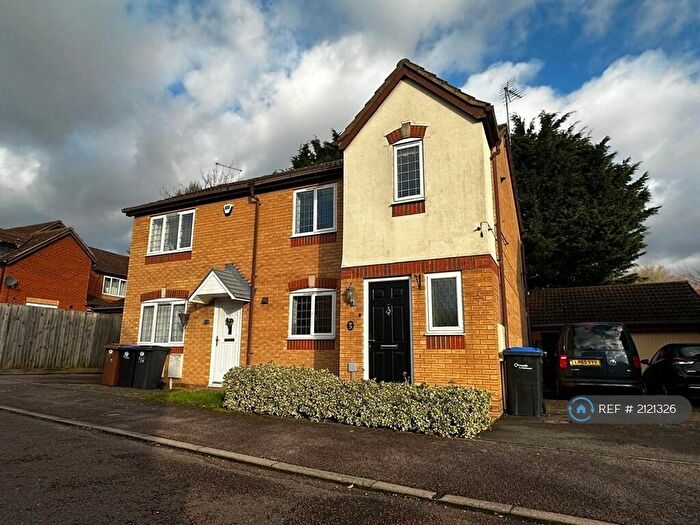 3 Bedroom Semi-Detached House To Rent In Faraday Close, Upton, Northampton, NN5