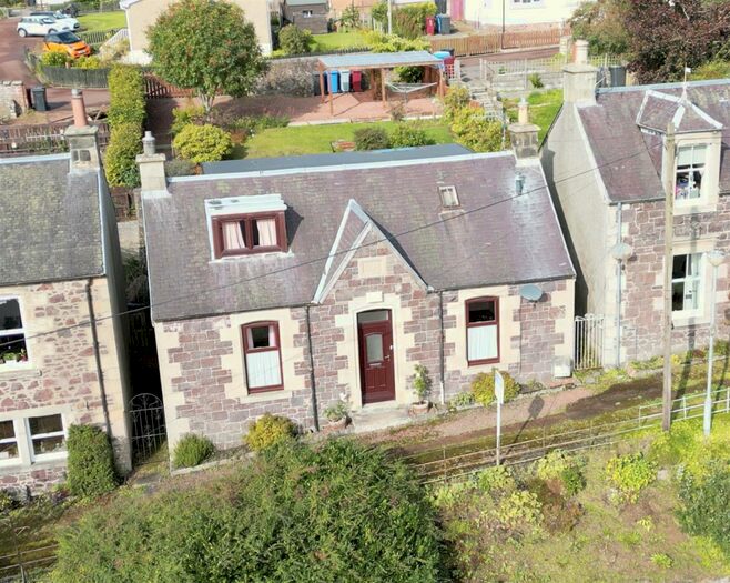 3 Bedroom House For Sale In Croftfoot Terrace, Biggar, ML12