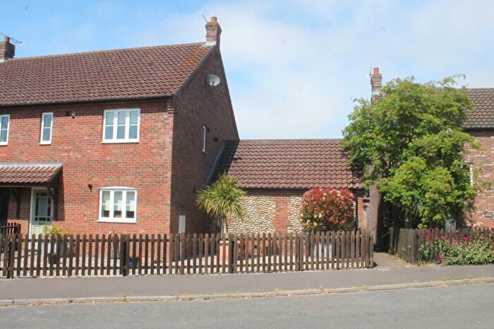 3 Bedroom Semi-Detached House For Sale In B Pearsons Close, Holt, Norfolk, NR25