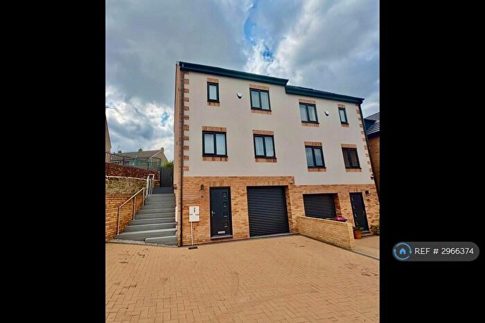 4 Bedroom Semi-Detached House To Rent In Dalton Lane, Rotherham, S65