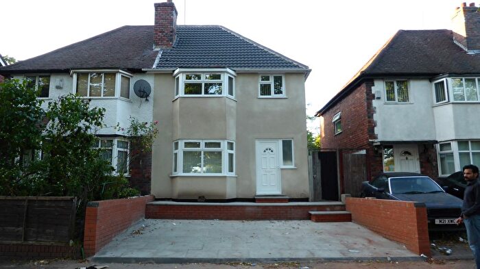 3 Bedroom Semi-Detached House To Rent In Tyburn Road, Erdington, Birmingham, B24