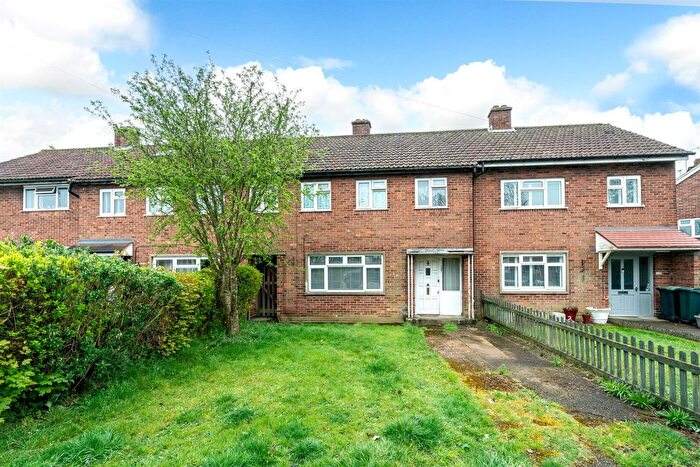 4 Bedroom Terraced House For Sale In Grove Crescent, Croxley Green, WD3