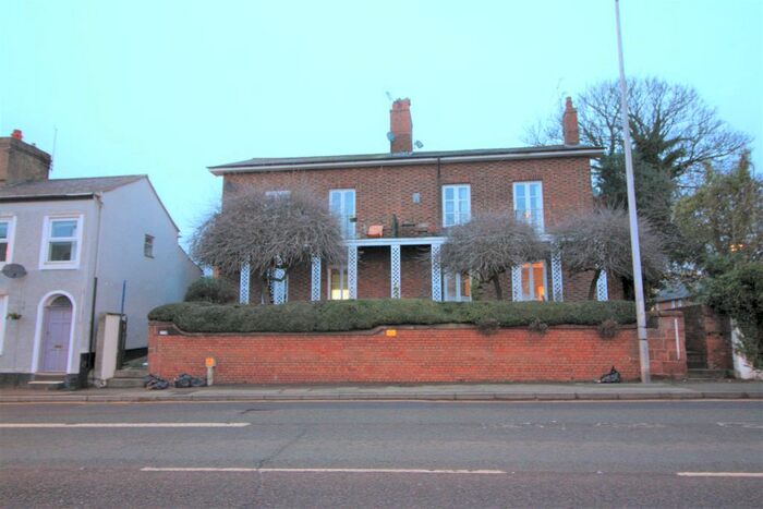 1 Bedroom Flat To Rent In Boughton, Chester, Cheshire, CH3