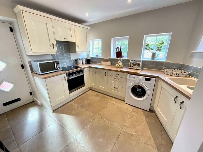 3 Bedroom Mews For Sale In Cresswell Road, Sharpley Heath, ST15
