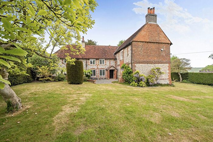 5 Bedroom Detached House For Sale In Slines Oak Road, Woldingham, CR3