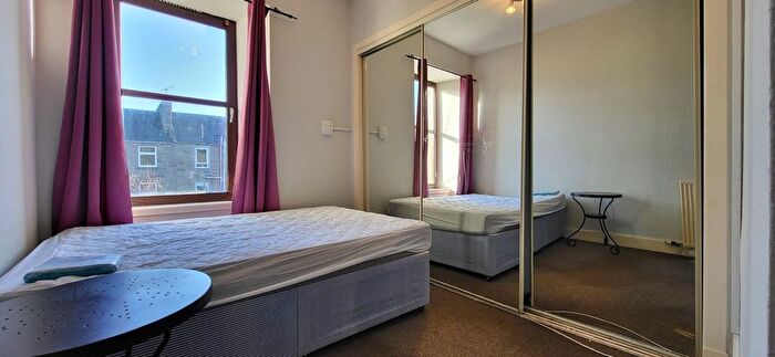 2 Bedroom Flat To Rent In Morgan Street, Dundee, DD4