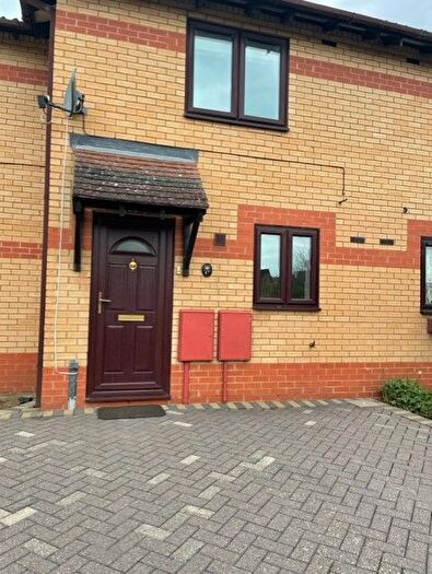 2 Bedroom Terraced House To Rent In Mallard Drive, Woodford Halse, NN11