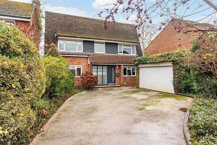 4 Bedroom Detached House For Sale In Godfries Close, Tewin, Welwyn, AL6