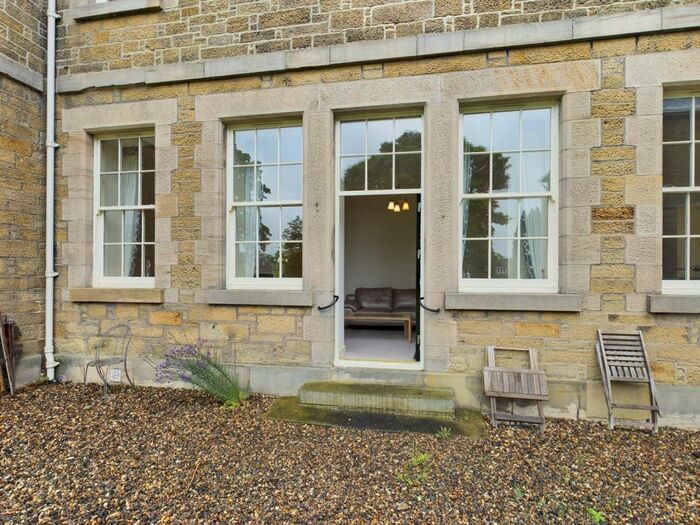 3 Bedroom Semi-Detached House To Rent In Lanesborough Court, Newcastle Upon Tyne, NE3