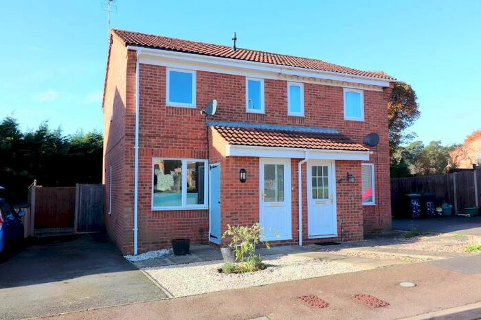 2 Bedroom Semi-Detached House To Rent In Ailesbury Road, Ampthill, Bedfordshire, MK45