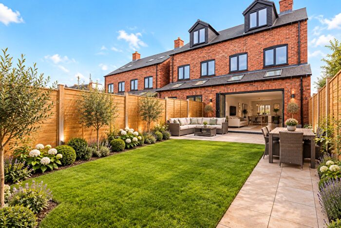 3 Bedroom Semi-Detached House For Sale In Victoria Street, Fleckney, LE8