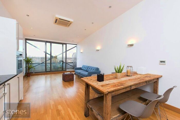 1 Bedroom Flat To Rent In Kentish Town Road, Camden, London, NW1