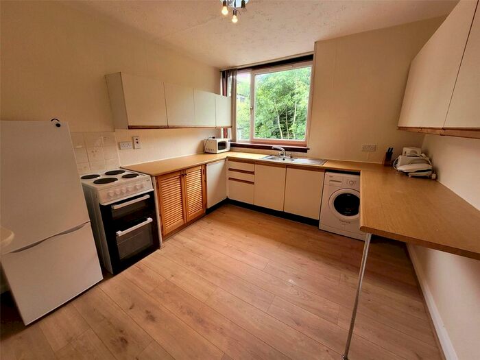 2 Bedroom Flat To Rent In Great Northern Road, City Centre, Aberdeen AB24