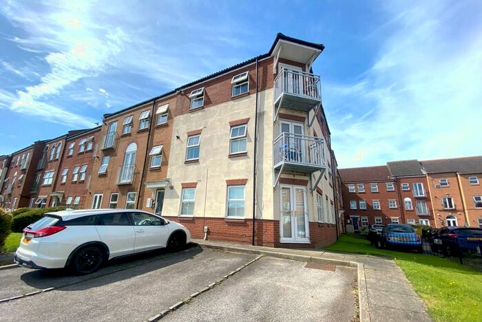 2 Bedroom Flat To Rent In Plimsoll Way, Hull, HU9