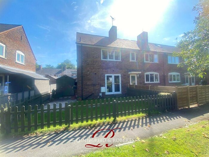 2 Bedroom End Of Terrace House For Sale In Green Lane, Sealand, Deeside, CH5
