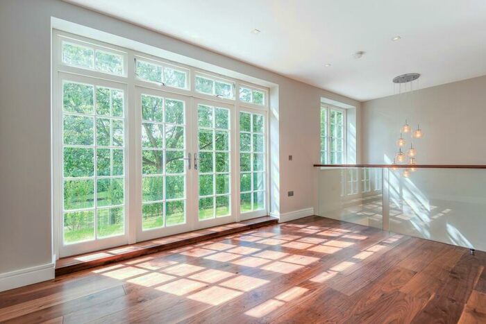 3 Bedroom End Of Terrace House To Rent In Bute Mews, Hampstead Garden Suburb, London, NW11