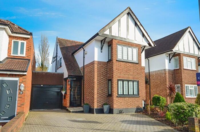 5 Bedroom Detached House For Sale In Pinner View, Harrow, Middlesex, HA1