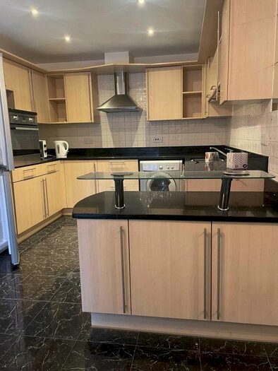 2 Bedroom Flat To Rent In Brindley Wharf, Preston On The Hill WA4