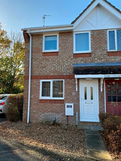 2 Bedroom End Of Terrace House To Rent In Primroses, Deeping Saint James, PE6
