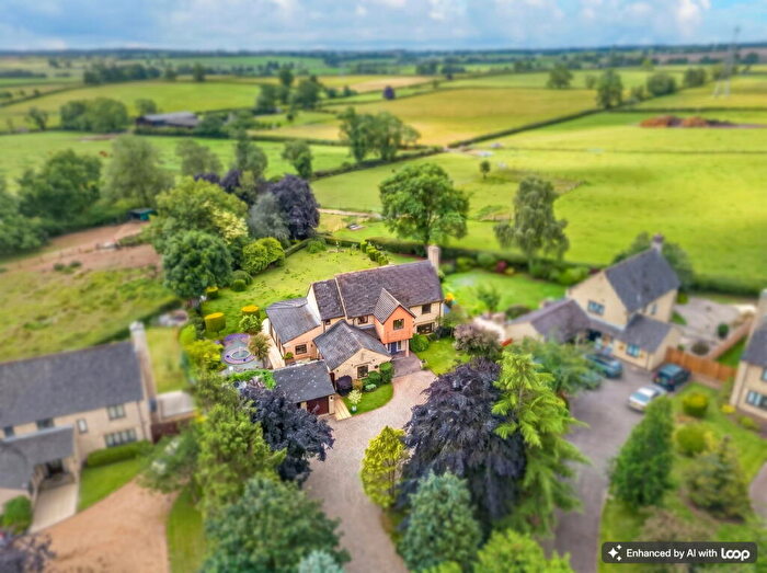 5 Bedroom Detached House For Sale In The Paddocks, Orlingbury, NN14