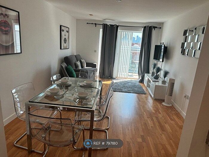 2 Bedroom Flat To Rent In Eyot House, London, SE16