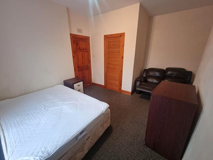 2 Bedroom Flat To Rent In Flat B, Park Road, Aberdeen, AB24