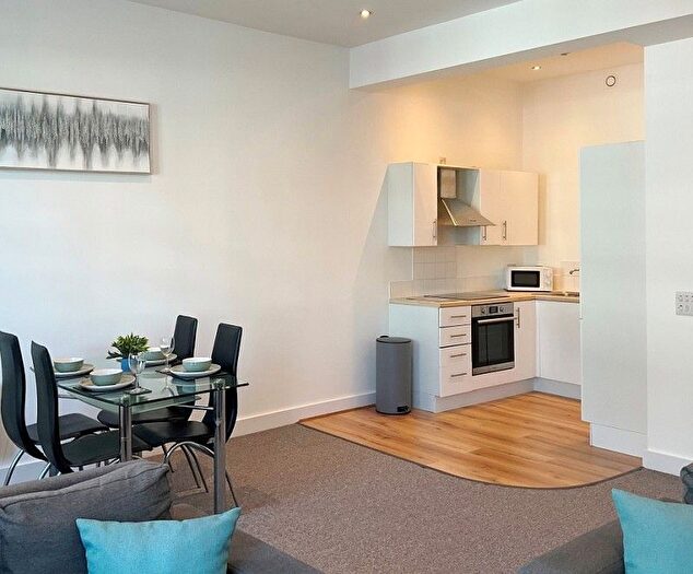 1 Bedroom Flat To Rent In Exchange Building, Market St, Llanelli., SA15